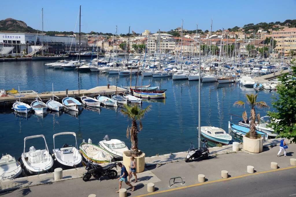 La Ciotat - Magnifique Appartement Climatise Sur Le Port エクステリア 写真